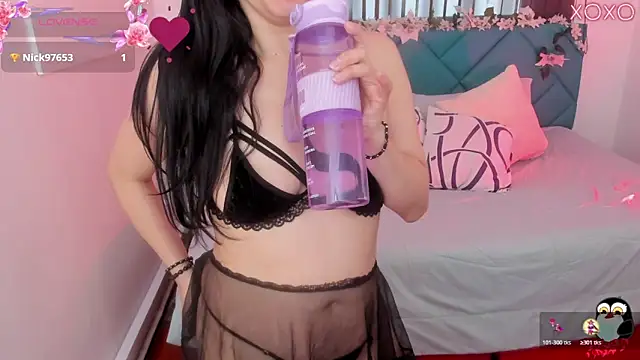 Isa Emm online show from 5, 3, 2026