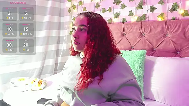 Ayla-marttinez online show from 6, 3, 2026