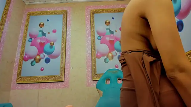 Jadde Greyy  online show from 1, 3, 2026