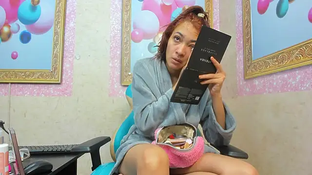 Jadde Greyy  online show from 4, 2, 2026