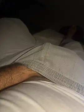 Night outcam online show from 5, 4, 2026