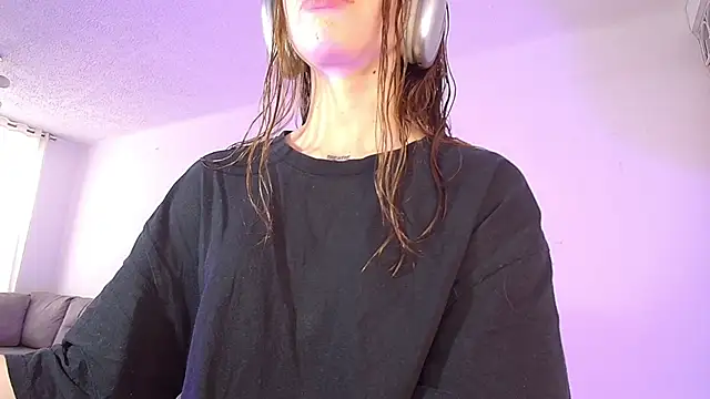 alina lee online show from 29, 4, 2026