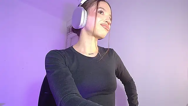alina lee online show from 19, 5, 2026