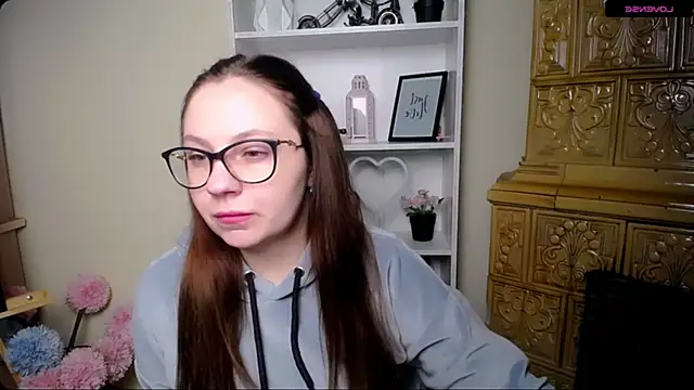 LiliaErmi online show from 7, 1, 2026