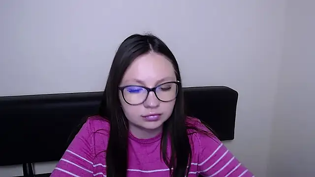 Snapshot of LiliaErmi chatting on 21, 5, 2026 LiliaErmi online show from 21, 5, 2026