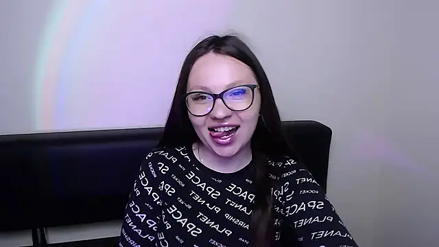 Snapshot of LiliaErmi chatting on 22, 5, 2026 LiliaErmi online show from 22, 5, 2026