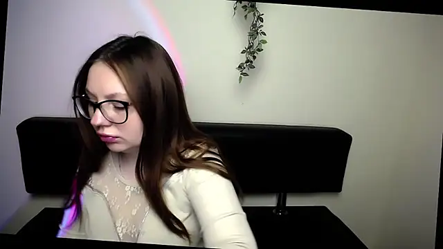 LiliaErmi online show from 21, 4, 2026