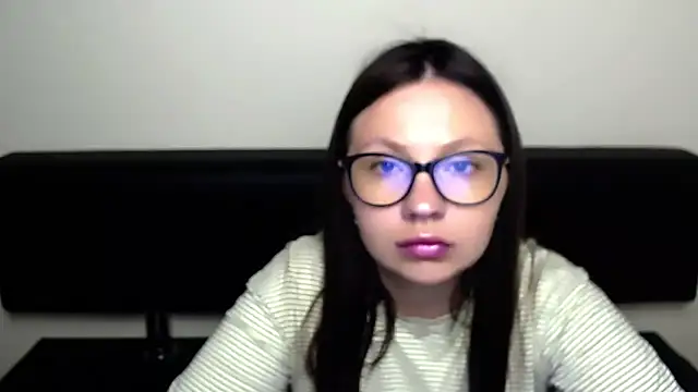 Snapshot of LiliaErmi chatting on 26, 5, 2026 LiliaErmi online show from 26, 5, 2026