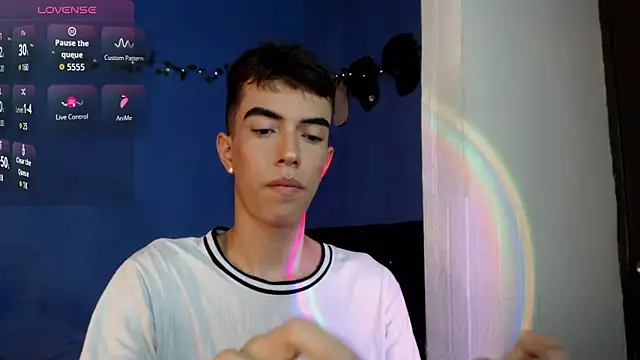 Juan Gomezz26 online show from 22, 6, 2026
