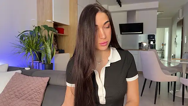 Ann Passion online show from 4, 2, 2026