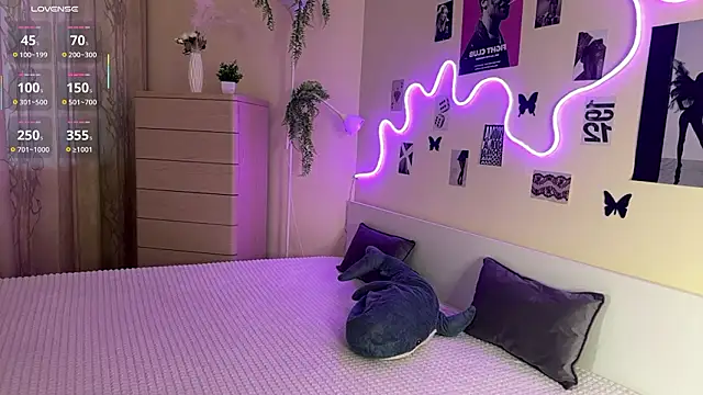 DreamyPalace online show from 13, 2, 2026