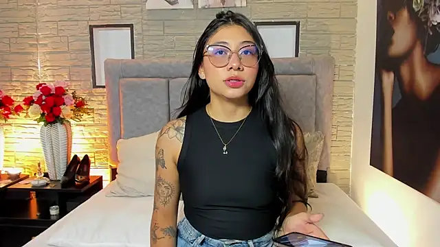 LanaRouse online show from 9, 2, 2026