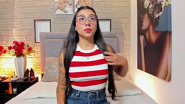 LanaRouse online show from 4, 2, 2026