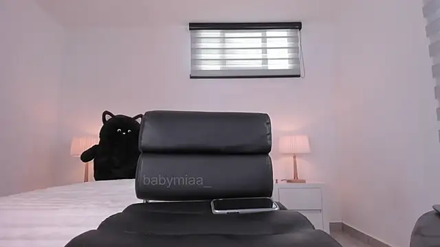 BabyMiaa  online show from 19, 5, 2026