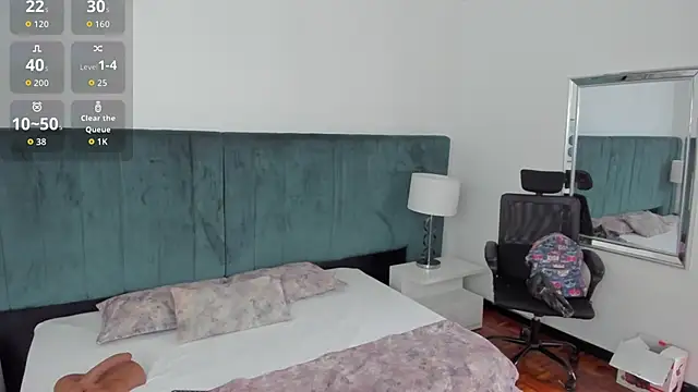 Scarlett  Noir online show from 8, 4, 2026