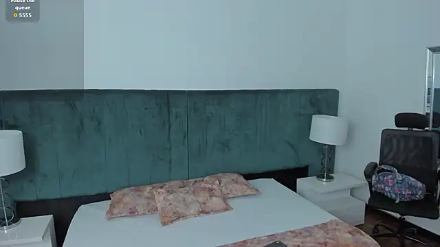 Scarlett  Noir online show from 29, 3, 2026