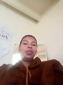 maggiass online show from 9, 3, 2026