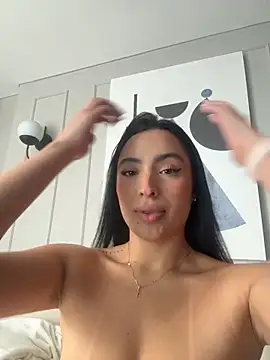 ValeriaTorress  online show from 9, 3, 2026