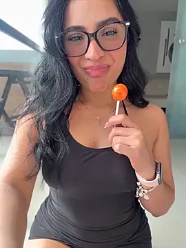 ValeriaTorress  online show from 21, 4, 2026