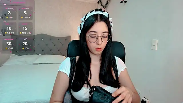 emmalove doll online show from 8, 1, 2026