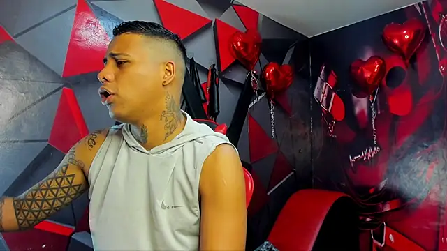 Hot Boys 69 online show from 26, 2, 2026