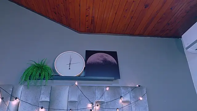 Miia Anderson online show from 7, 3, 2026