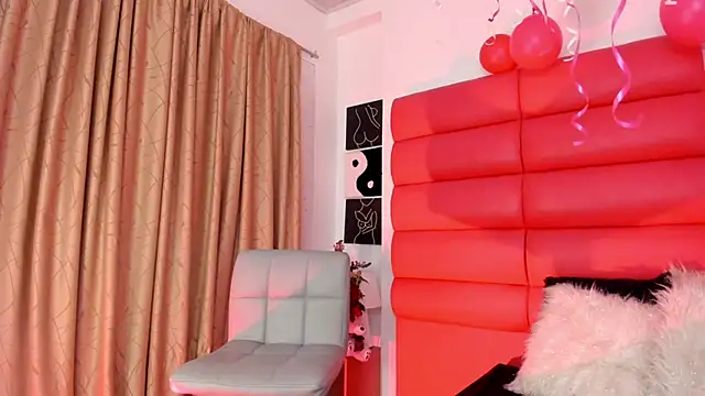 Oliviamonroex18 online show from 11, 2, 2026