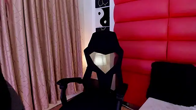 Oliviamonroex18 online show from 8, 1, 2026