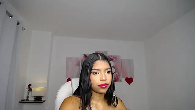 aylin ross  online show from 25, 6, 2026