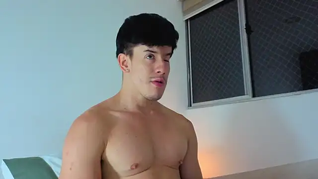 maxxcooper1 online show from 8, 1, 2026