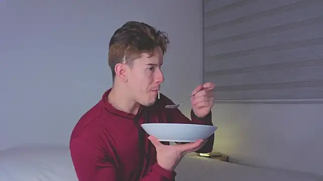 maxxcooper1 online show from 21, 12, 2025