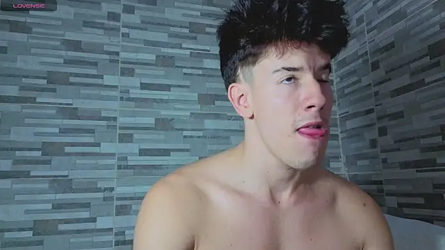 maxxcooper1 online show from 7, 3, 2026