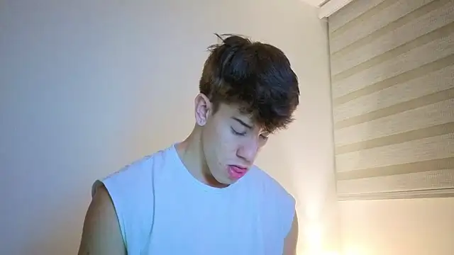 maxxcooper1 online show from 23, 12, 2025