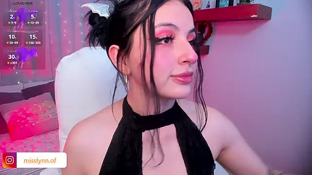 Missslynnn online show from 18, 12, 2025