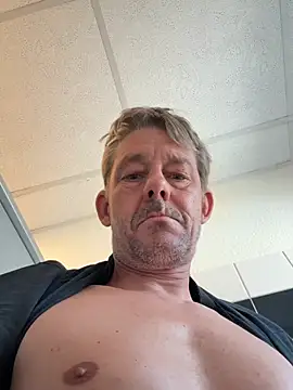Snapshot of Hottasty chatting on 6, 5, 2026 Hottasty online show from 6, 5, 2026