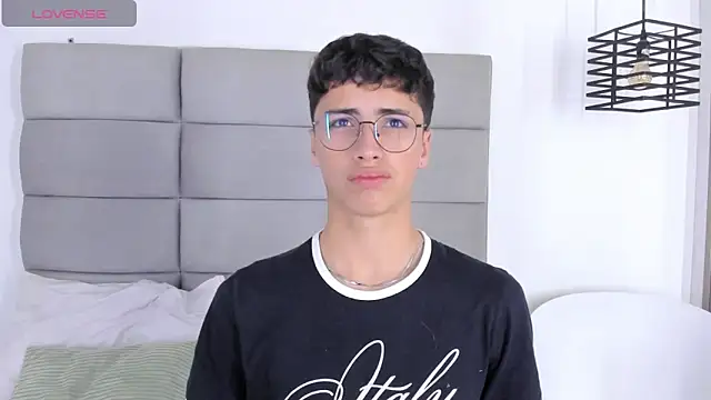 JoshClaarktt online show from 6, 3, 2026