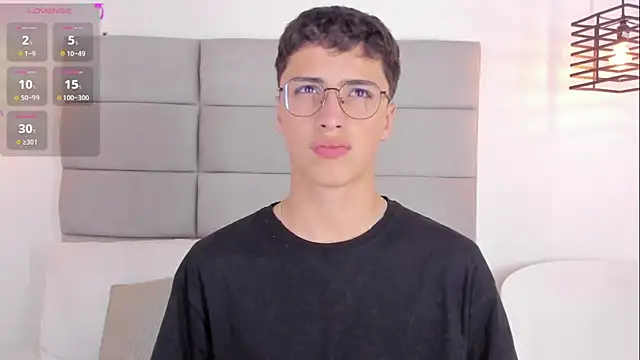 JoshClaarktt online show from 19, 4, 2026