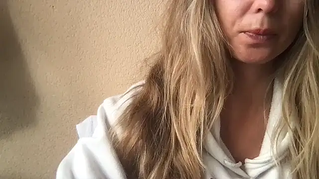 LeMilf online show from 12, 3, 2026