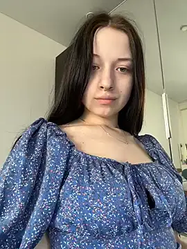 AlicePowells online show from 1, 6, 2026