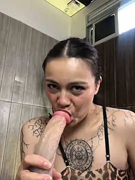 Adelaindiamond  online show from 20, 4, 2026