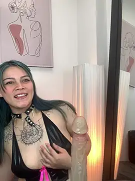 Adelaindiamond  online show from 10, 7, 2026
