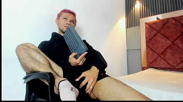 TAYSON SCOTT online show from 22, 12, 2025