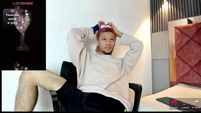 TAYSON SCOTT online show from 9, 1, 2026