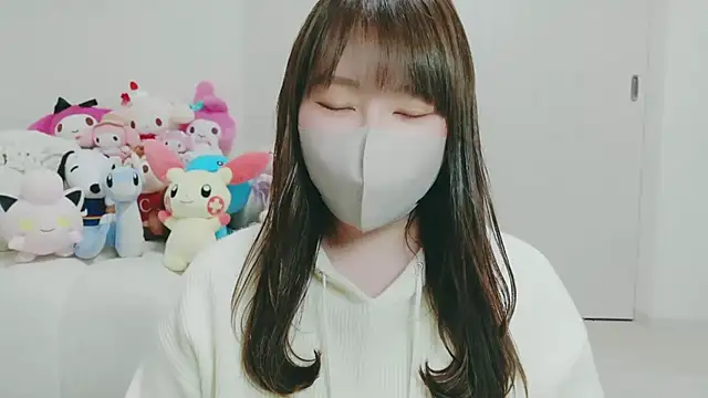 yuyuchan   online show from 14, 4, 2026