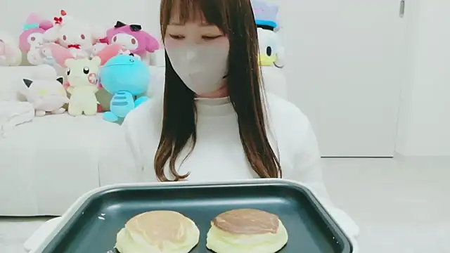 yuyuchan   online show from 7, 3, 2026