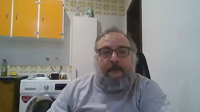 Snapshot of UrsoHardBRPT chatting on 11, 3, 2026 UrsoHardBRPT online show from 11, 3, 2026