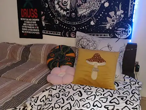 AlienforTwenty online show from 9, 2, 2026