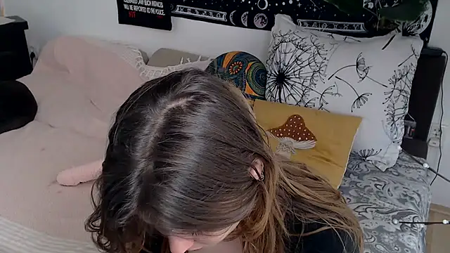 AlienforTwenty online show from 9, 3, 2026