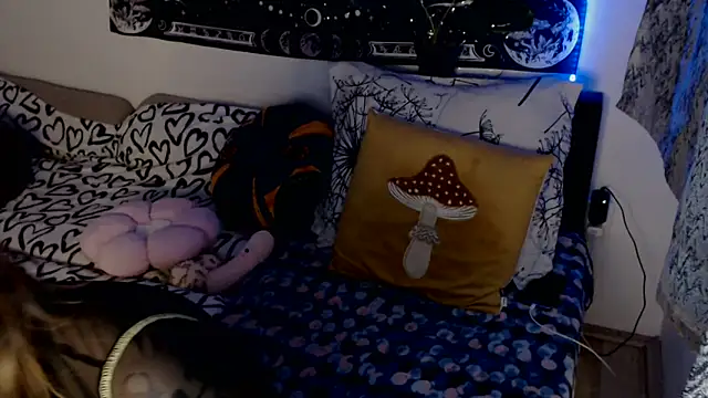 AlienforTwenty online show from 5, 3, 2026