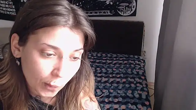 Snapshot of AlienforTwenty chatting on 5, 7, 2026 AlienforTwenty online show from 5, 7, 2026